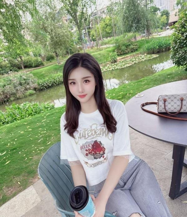 昆明性价比丽丽 第1张