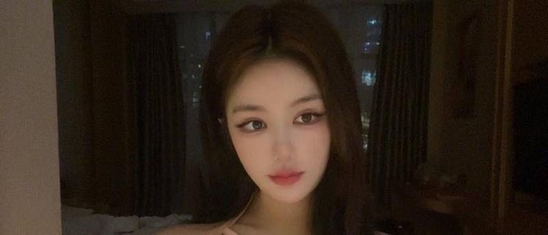 纯欲风性感文艺小妹 第1张