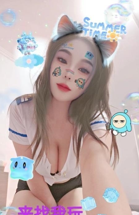 镜前爆乳榨汁战神西西 第1张