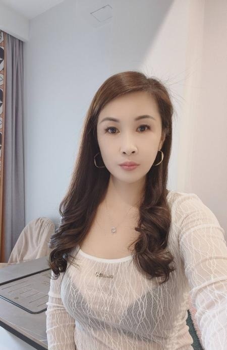 昆明气质少妇媛媛 第1张