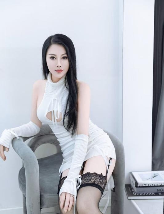 FW控长腿少妇可sm 第1张