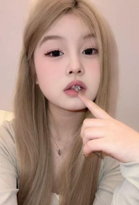 南昌蛋蛋后小嫩妹 第1张