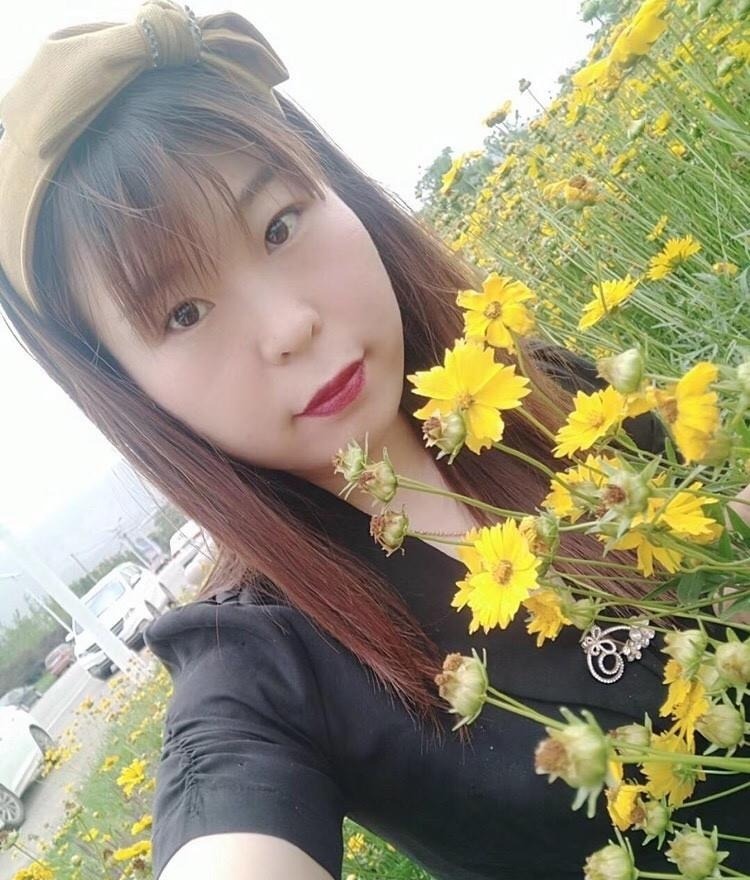 新华区大奶听话妹子 第1张