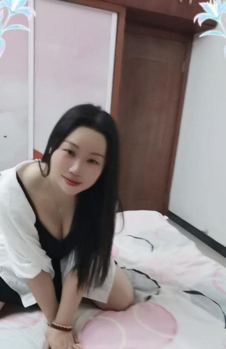 新建大胸骚熟女 第1张