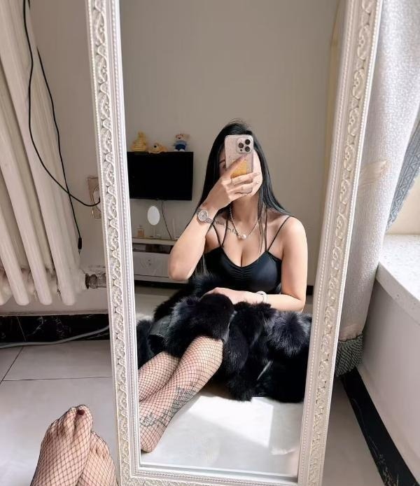 东丽D奶玉腿骚妇 第2张