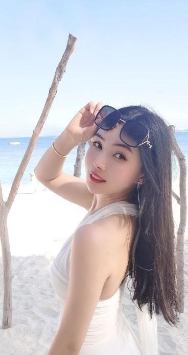 身材很棒的柠檬老师 第1张
