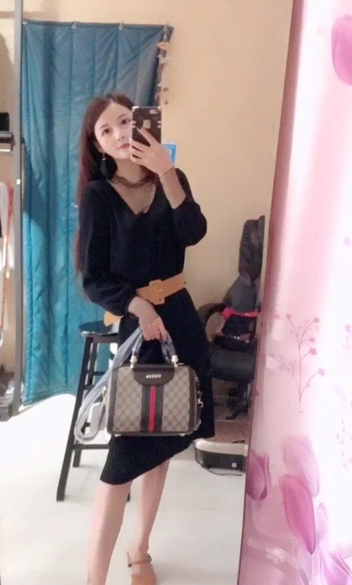 一个玩到极致的骚妹,让你会想到底是你玩她,还是她玩你 第2张