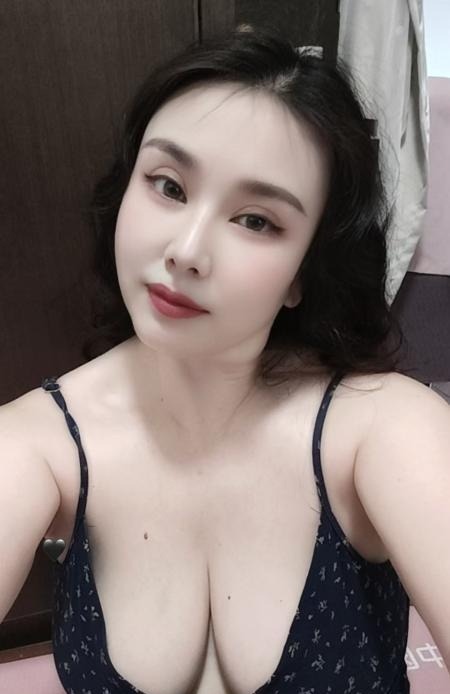 巨乳莉莉 第1张