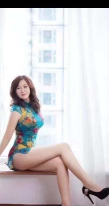 风骚丰满美熟女 第1张