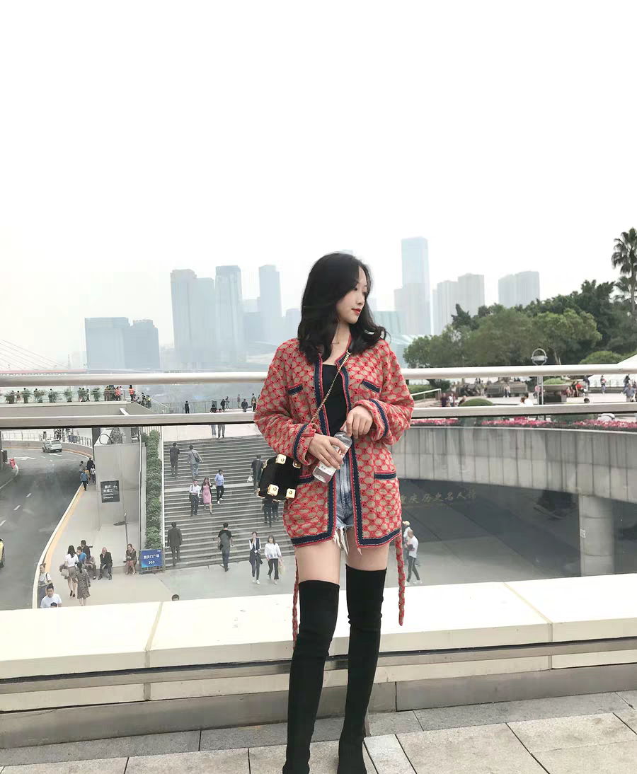 身高170北京气质白领女孩 第1张