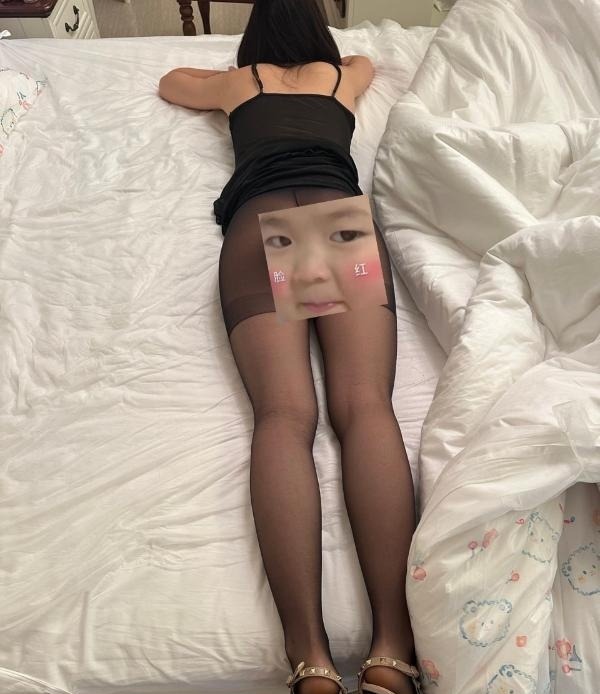大长腿丰满梓琪口活好 第4张
