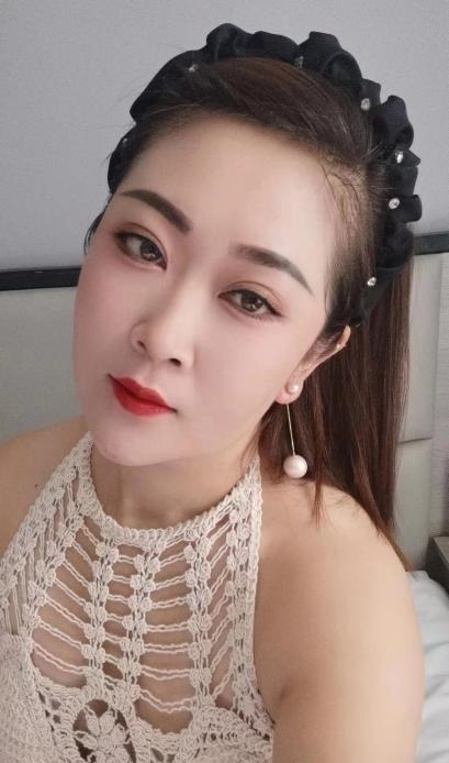 济南会玩妹子佳佳 第2张