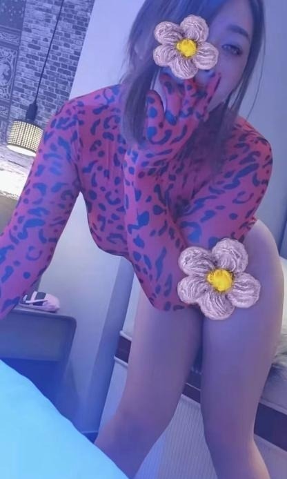 大奶骚妹妞妞 第1张