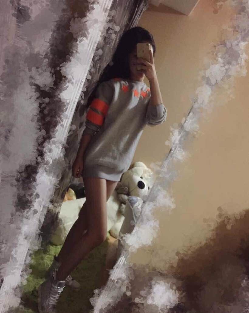 天津女孩，身高168，身材匀称腿长。 第1张