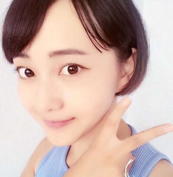 甜美可爱少女求有素质小哥哥 第1张